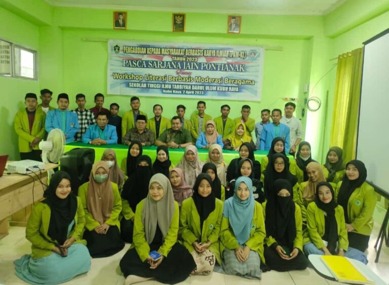 Mahasiswa Pascasarjana IAIN Pontianak Sukses Adakan “Workshop Literasi Berbasis Moderasi Beragama” di Sekolah Tinggi Ilmu Tarbiyah Darul Ulum Kubu Raya