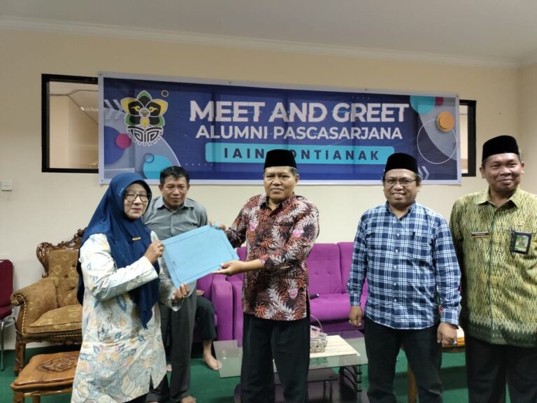 Program Studi Magister Ekonomi Syariah IAIN Pontianak, Meluluskan 6 Mahasiswa Terbaiknya