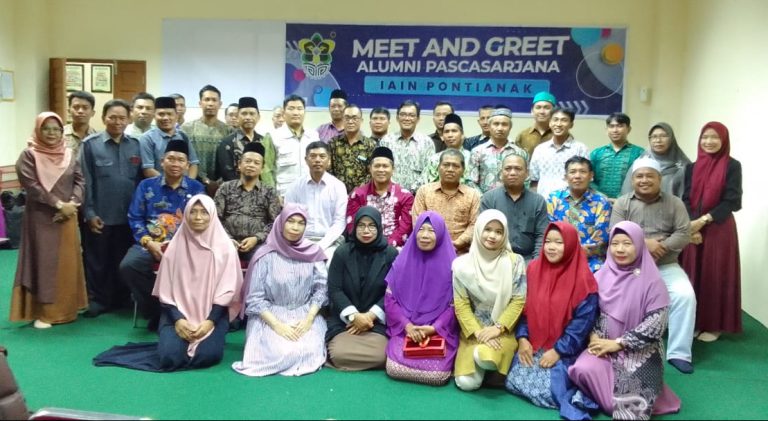 Ramah Tamah Bersama Wisudawan Program Studi Magister Pendidikan Agama Islam Dan Magister Ekonomi Syariah Pascasarjana IAIN Pontianak Tahun 2024.