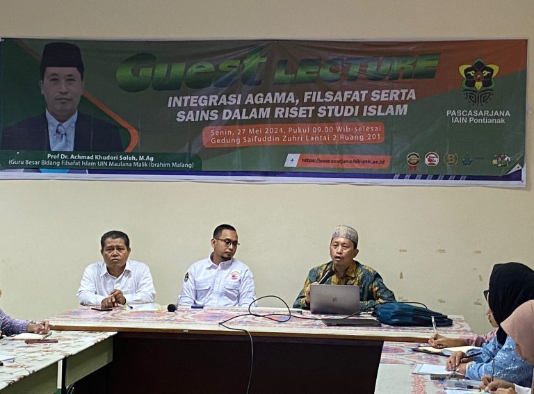 Pascasarjana IAIN Pontianak Gelar Guest Lecture :“Integrasi Agama, Filsafat Serta Sains Dalam Riset Studi Islam”  bersama Prof. Dr. Achmad Khudori Soleh, M. Ag.