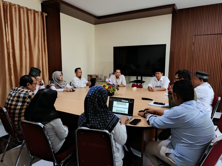 Rapat Evaluasi Asesmen Lapangan Prodi MES dan Pembahasan Pembukaan Prodi S3 Studi Islam di Pascasarjana