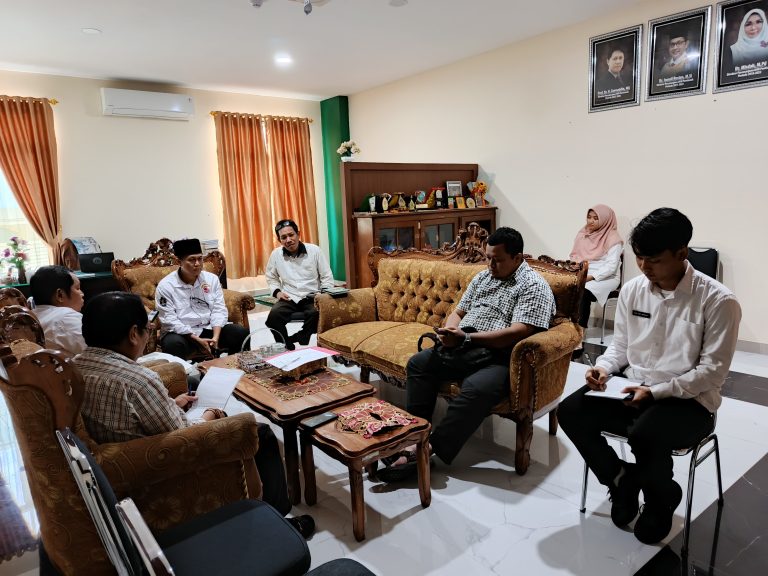 Rapat Evaluasi Perkuliahan dan Persiapan Semester Ganjil 2025/2026