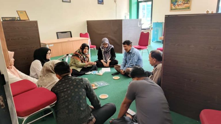 Langkah Matang Menuju Akreditasi: Prodi Magister Pendidikan Bahasa Arab Gelar Rapat Persiapan Asesmen Lapangan
